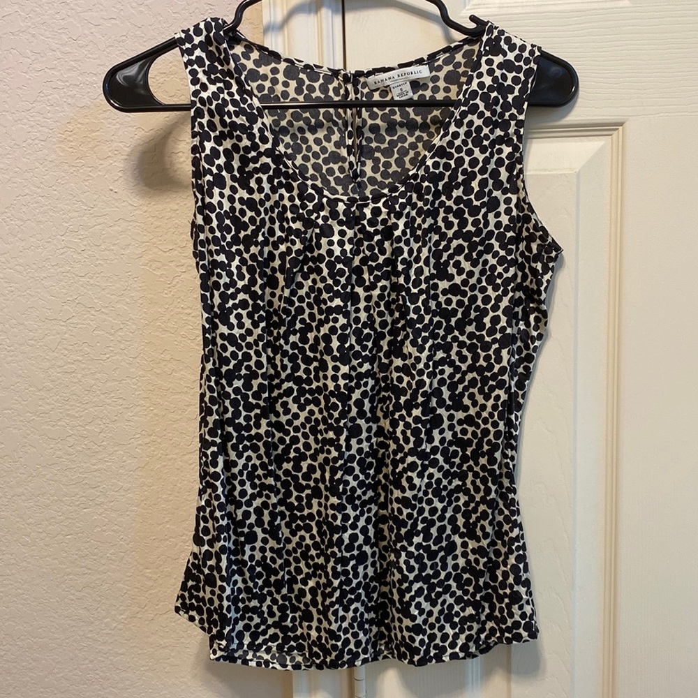 Banana Republic business casual animal print top